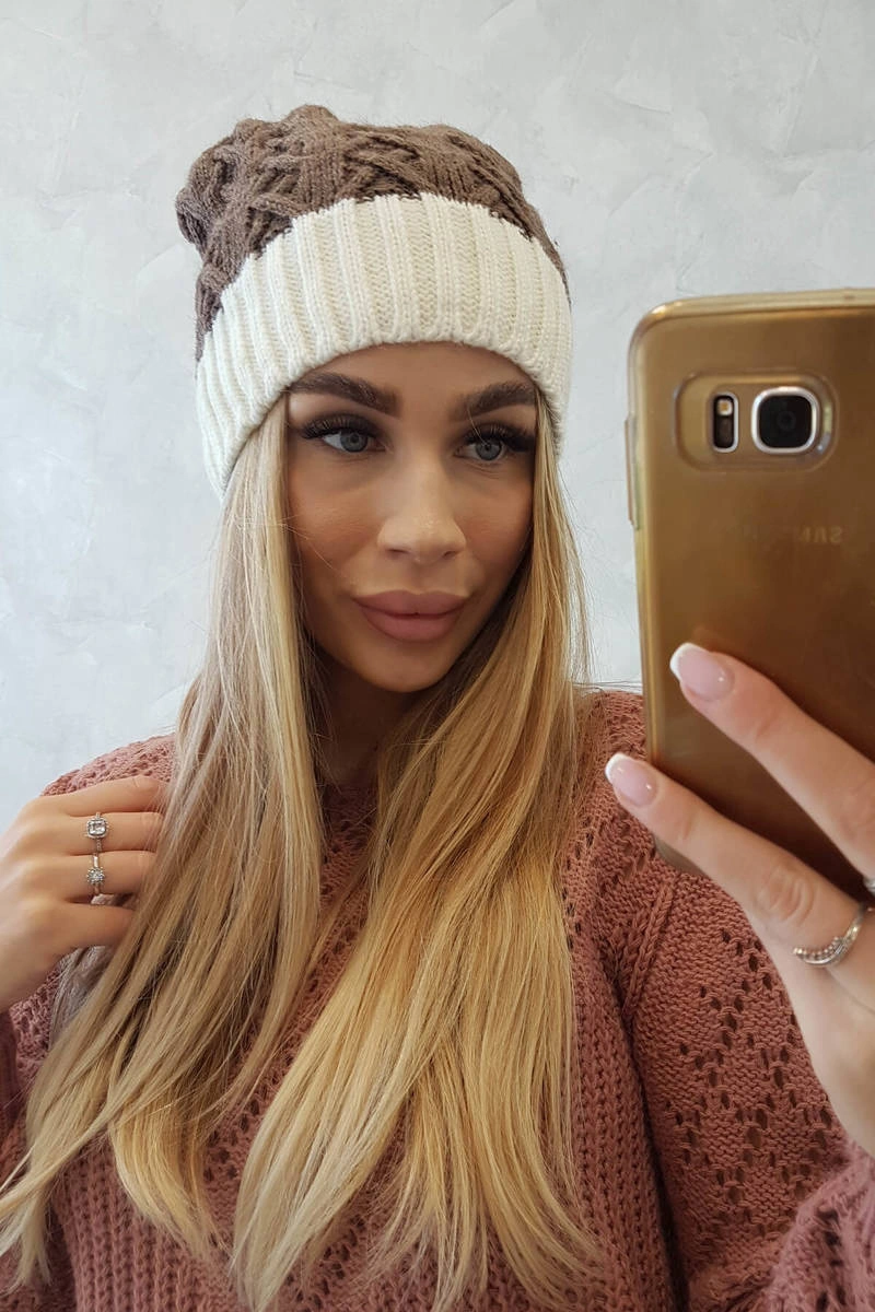 Bibiana vilnonė kepurė