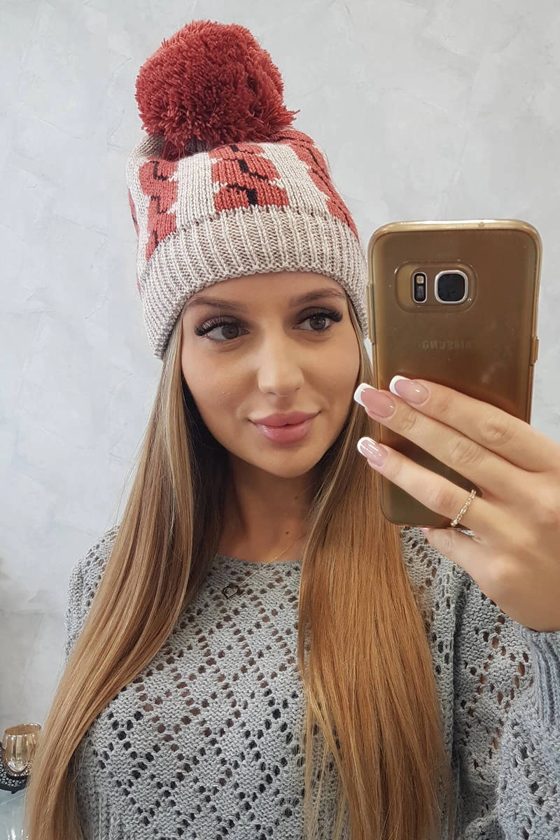Moteriška kepurė