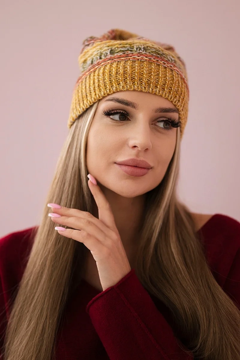 Patrycja vilnonė kepurė