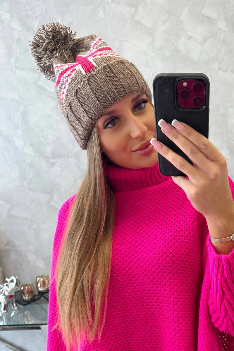 Moteriška kepurė