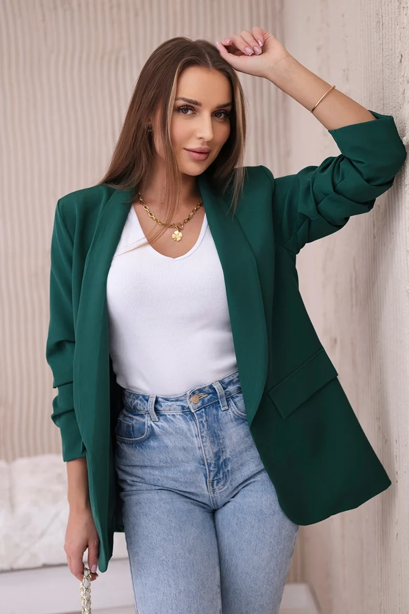 Elegantiška tamsiai žalia
