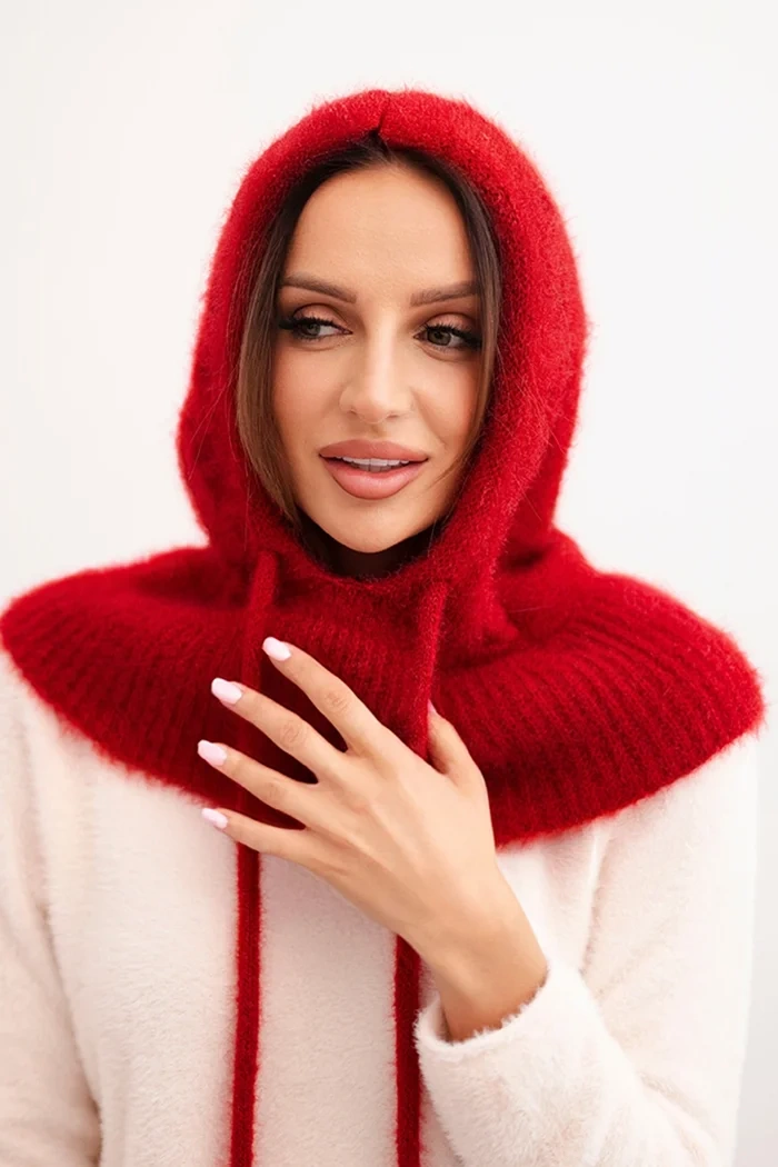 Moteriška kepurė